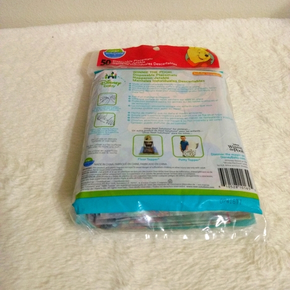 Disney Winnie the Pooh Table Toppers (50) Disposable Placemats Stick On - Picture 4 of 5